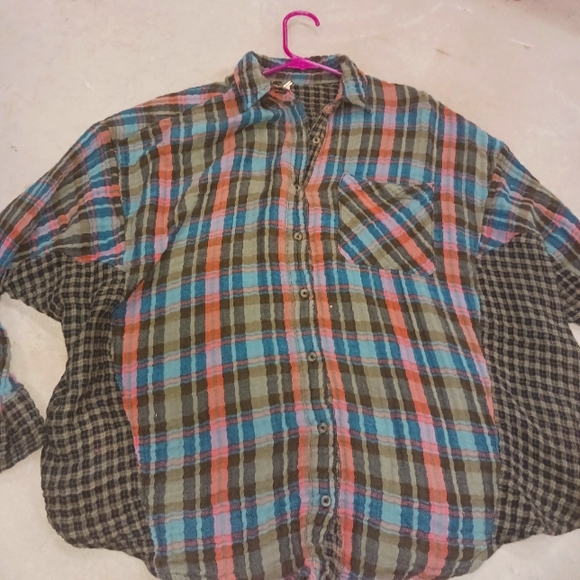 FREE PEOPLE SMALL SM S GORGEOUS FLANNEL SHIRT CROPPED RUNS LARGE EXC SHAPE $128 - Picture 1 of 2